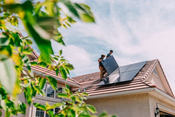 Best Roof Gutter Cleaning  in Montura, FL